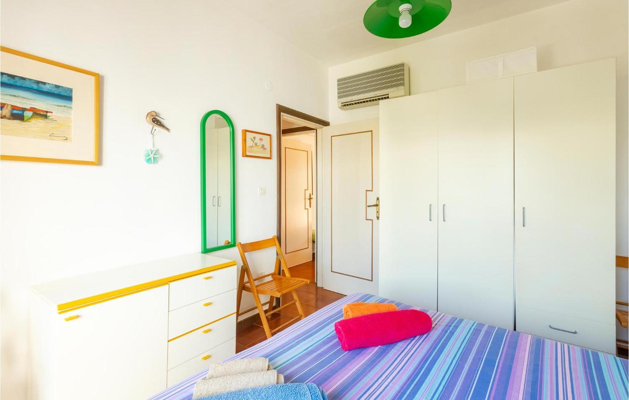 Awesome Home In Manduria With Kitchen Luaran gambar